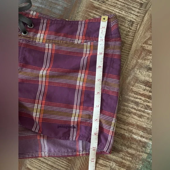 Patagonia Women’s Board Shorts - Picture 6 of 8